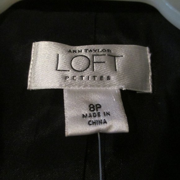 NWT Ladies Ann Taylor Loft Petites Velvet Holiday Button Down Black Dressy Top - Picture 3 of 6